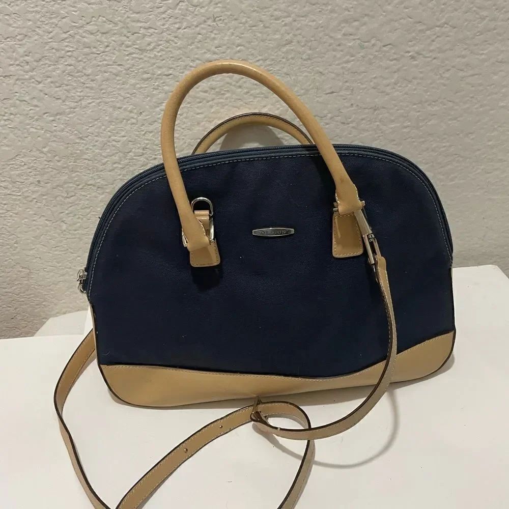Oroton tan leather Blue Denim  women’s shoulder purse, zip close,